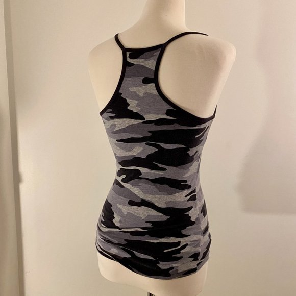 GARAGE Grey and Black Camo Tank top - Picture 2 of 3